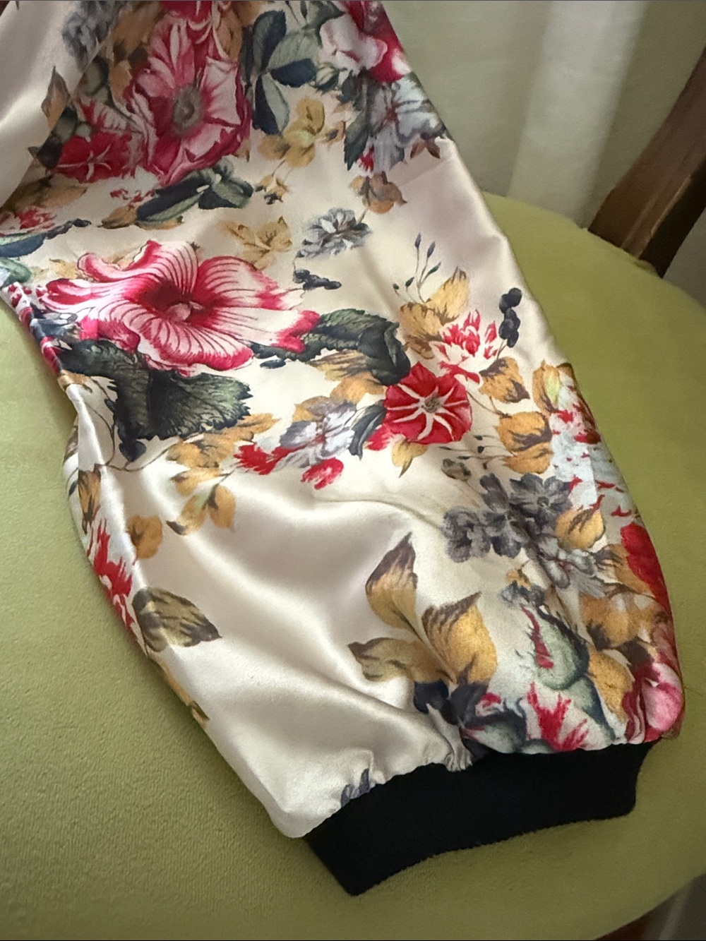Gracia V-Neck Blouse, Floral, Balloon Sleeve, Sz Large - Picture 5 of 11
